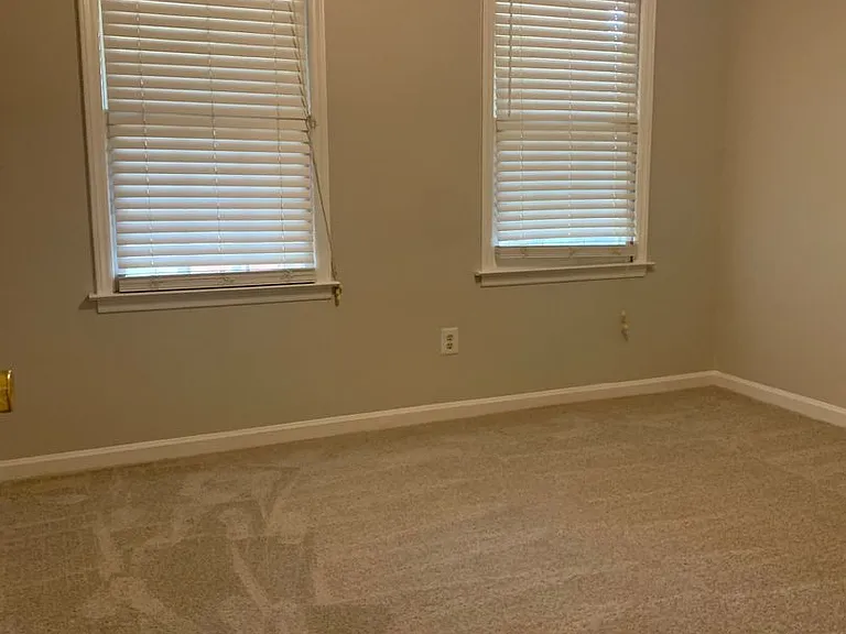 5805 Tuckertown Ln — Photo 18