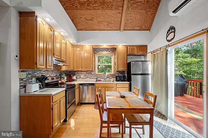 13th image of this home