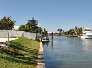 360 Carmine Dr, Cocoa Beach, FL 32931