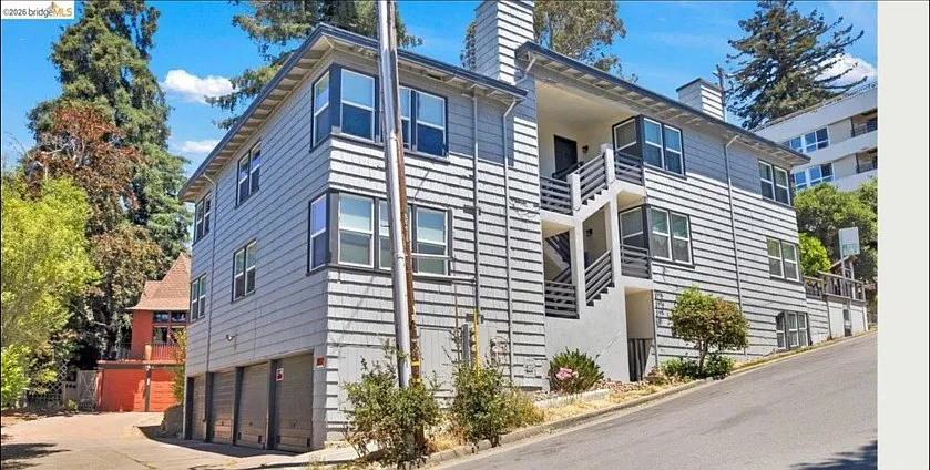 3 bed, 800 sqft, $4,500 — Photo 2