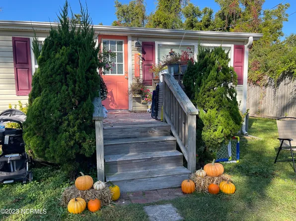 2463 Nc-172, Sneads Ferry, NC 28460