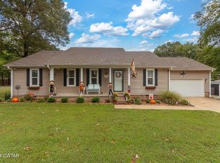 29 Carthage Rd, Jackson, TN 38305