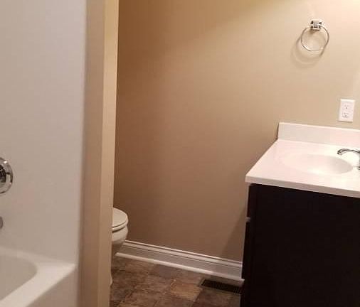 4th image of 468 Saint Cloud Ct