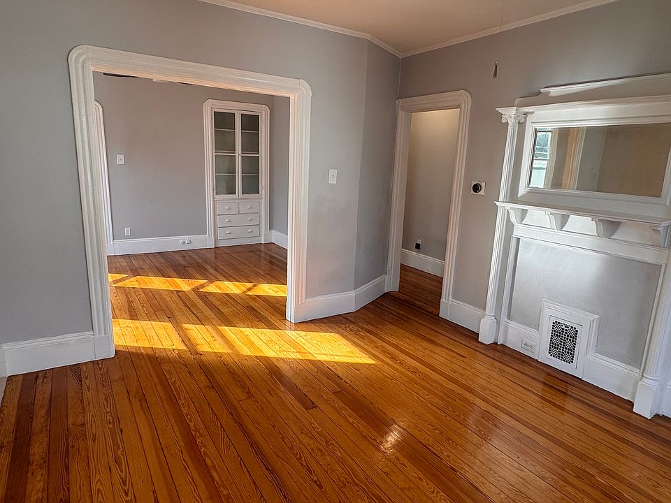 Living / Dining Rooms