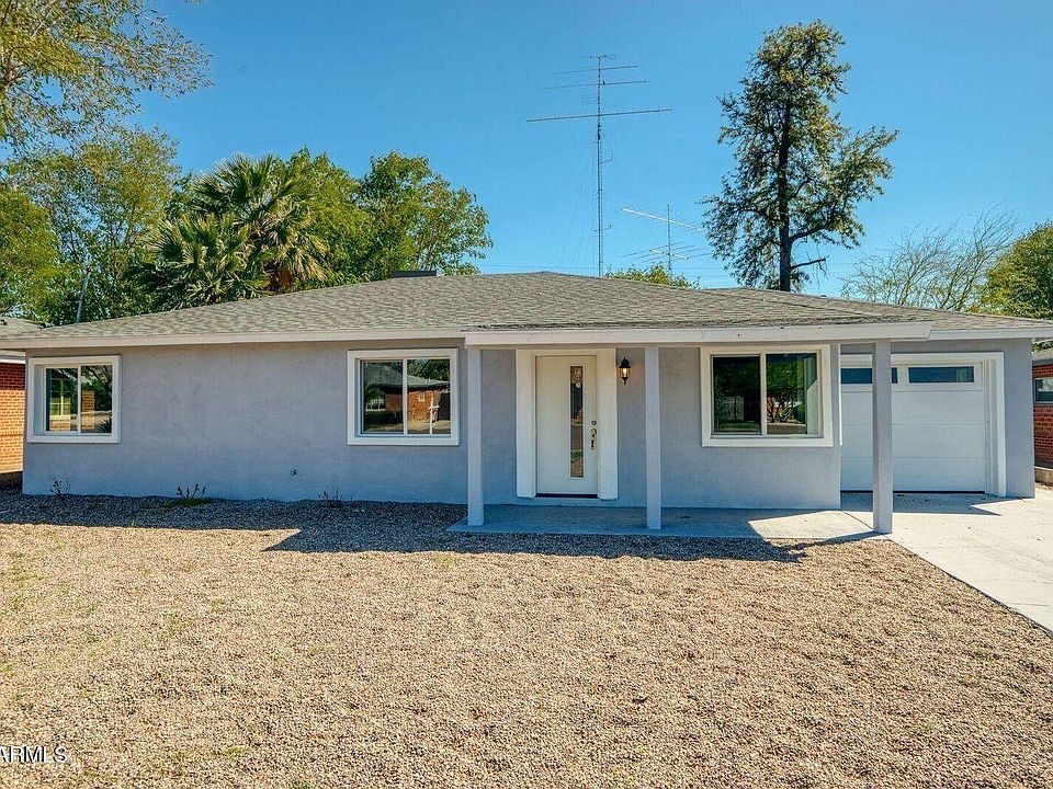 1st image of 2539 E Glenrosa Ave