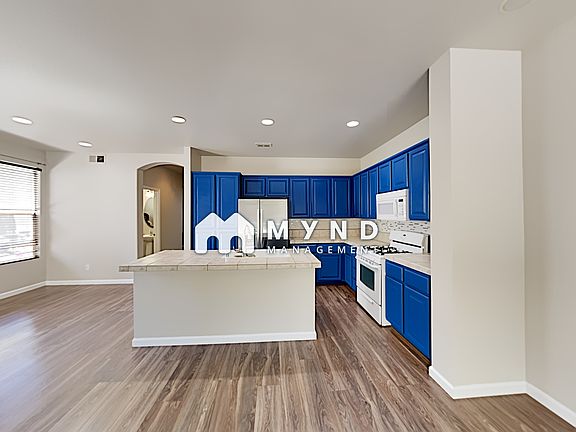 4th image of 1812 Ivycrest Way
