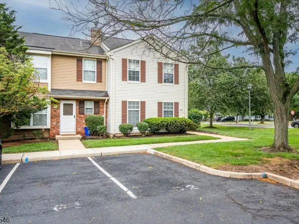449 Saint Giles Court, Franklin Twp., NJ 08873