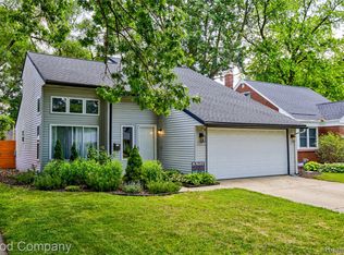 24650 Westhampton St, Oak Park, MI 48237