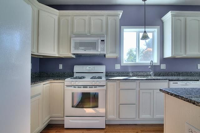 1st image of 93 Harbor Ave #B