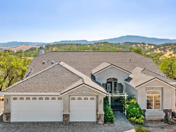 18197 N Shore Drive, Hidden Valley Lake, CA 95467