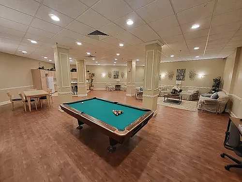 2 bed, 1160 sqft, $1,995 — Photo 2