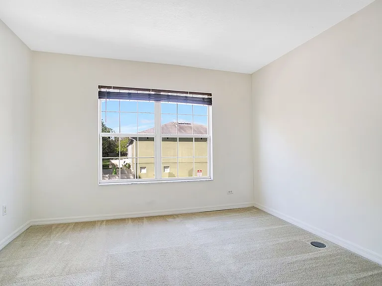 2401 Harleyford Pl — Photo 11