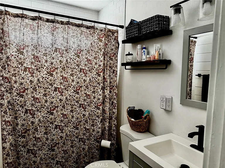 724 Cordelia Ave — Photo 11