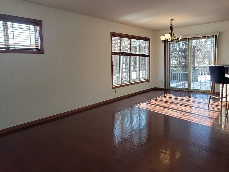 3718 Stonebridge Dr — Photo 3