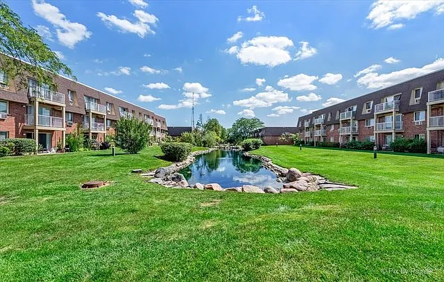 3 Villa Verde Dr #302 — Photo 2