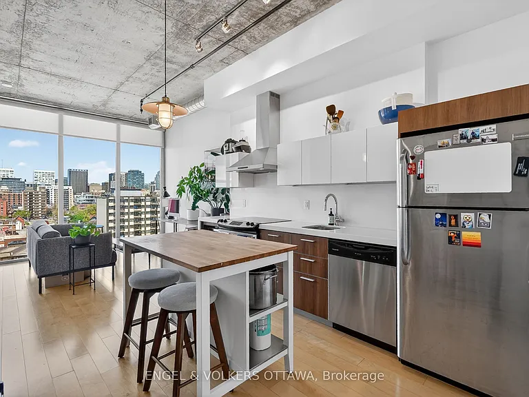 340 McLeod St #935 — Photo 17
