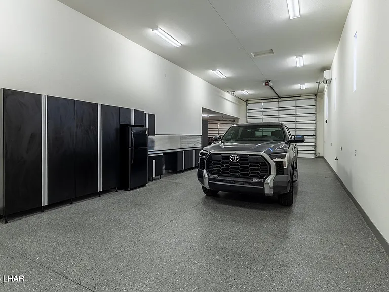 1631 E Laurel Dr — Photo 33