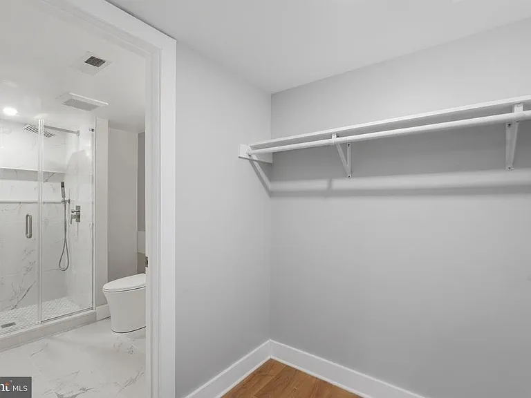 1301 Somerset Pl NW — Photo 10