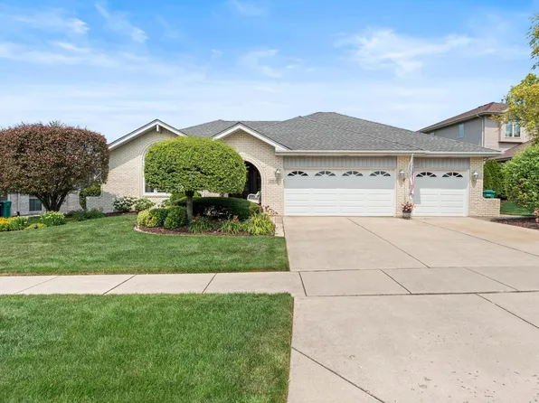 17500 Brook Hill Dr, Orland Park, IL 60467