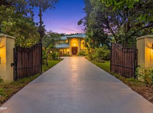 92 Squire Dr, Wellington, FL 33414