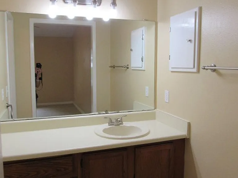 3320 Pine Forest Rd — Photo 4