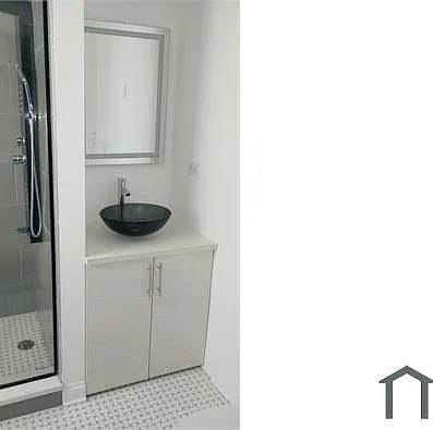 1527 S Kolin Ave #3 — Photo 3