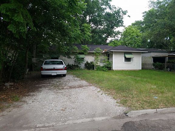 2nd image of 8 Sunset Dr #B