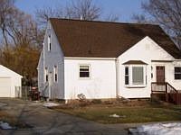 2nd image of 834 Andrus Ave