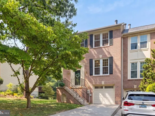 633 Budleigh Cir, Lutherville Timonium, MD 21093