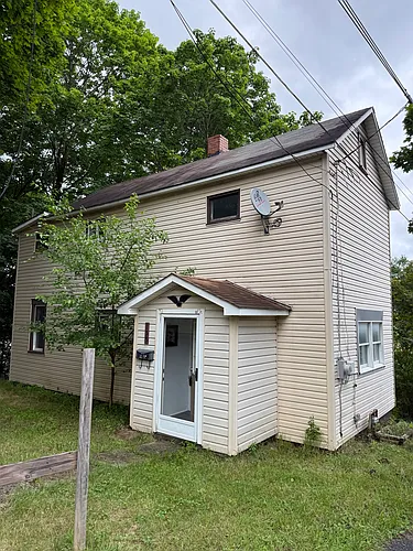 133R Sell St Photo 1