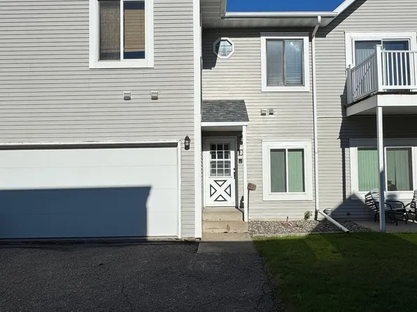3309 15th Ave S APT D, Fargo, ND 58103