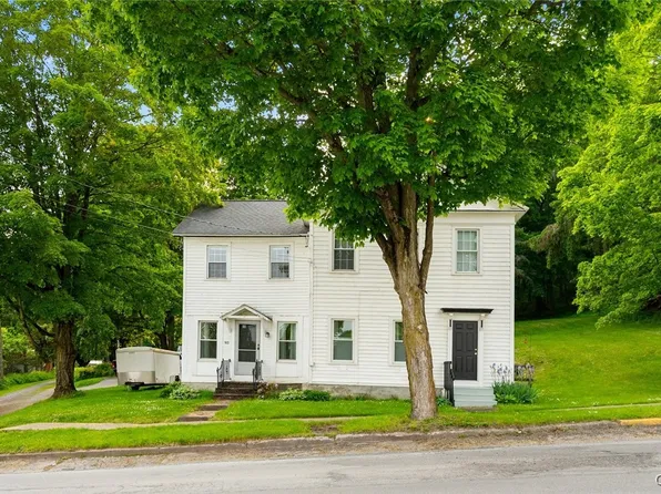 103 College St, Oriskany Falls, NY 13425