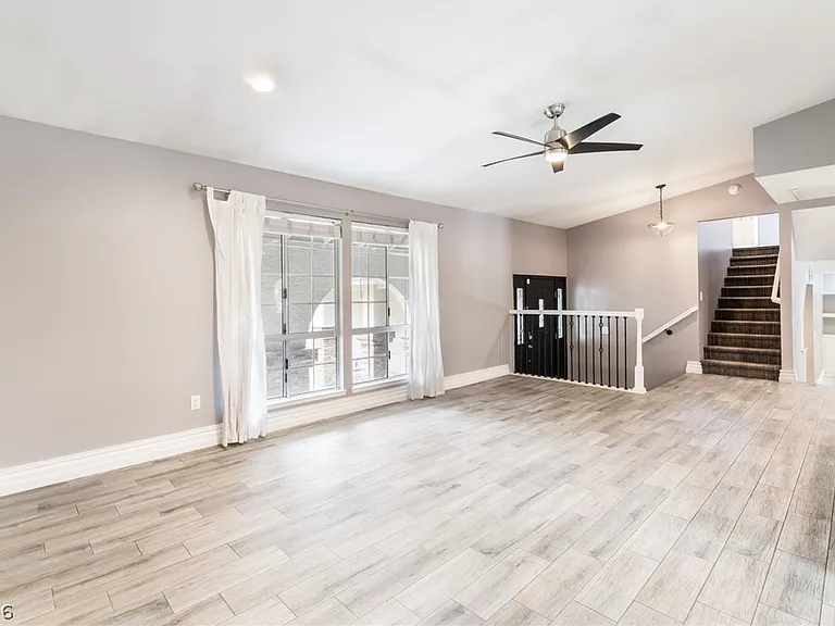7425 Copper Crown Ct — Photo 9