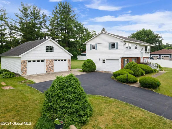 2352 Oakland Avenue, Schenectady, NY 12309