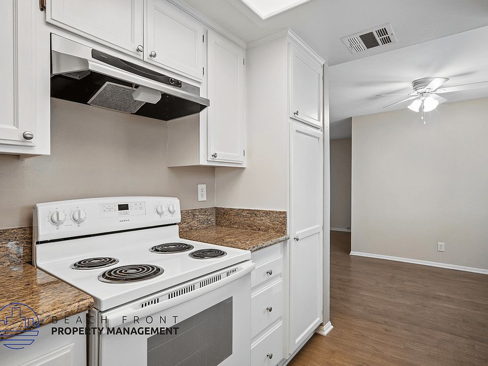 1st image of 11500 E 215th St #9
