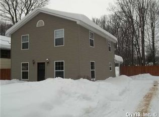 31 Schroeppel Rd, Pennellville, NY 13132