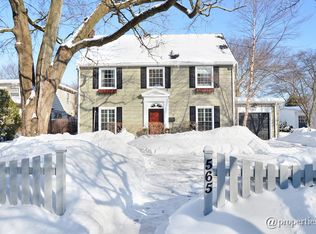 565 County Line Rd, Highland Park, IL 60035