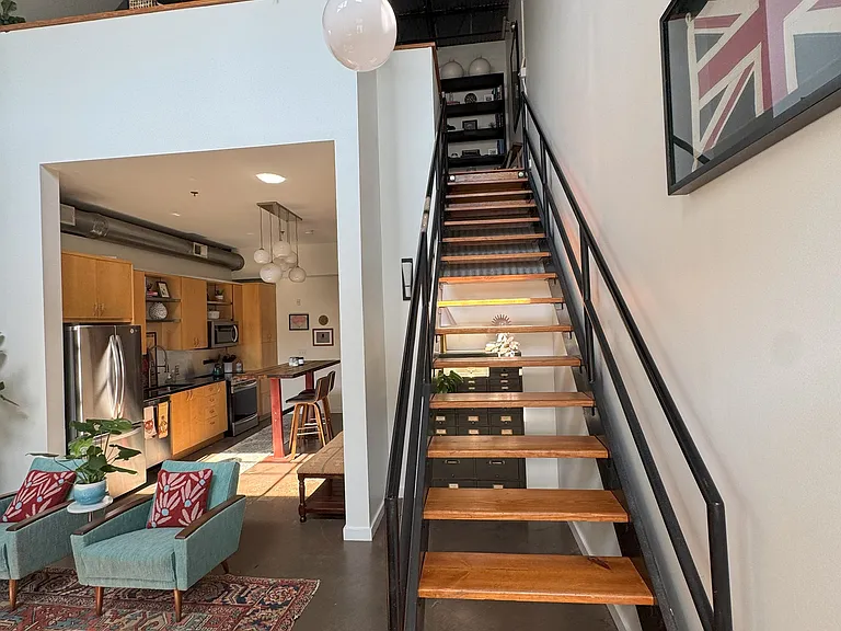 1661 La France St NE #407 — Photo 7