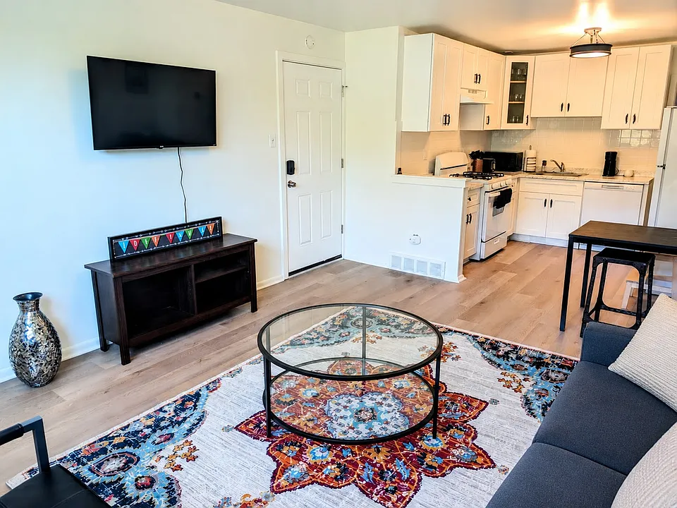 339 Ripka St #2