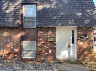 601 White Oak Dr APT 4, O Fallon, IL 62269