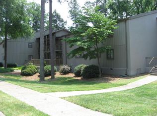 530 Pine Ridge Pl, Raleigh, NC 27609