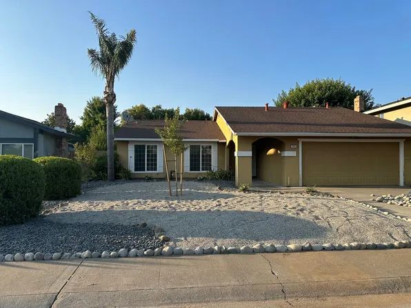 2830 Hyannis Way, Sacramento, CA 95827