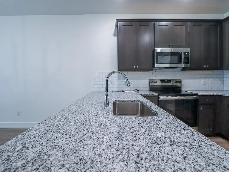 618 Campus St #1 — Photo 8