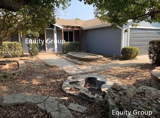 1910 N Rinaldi St, Visalia, CA 93291