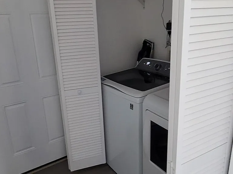 1416 N Jetty Ave SW — Photo 17