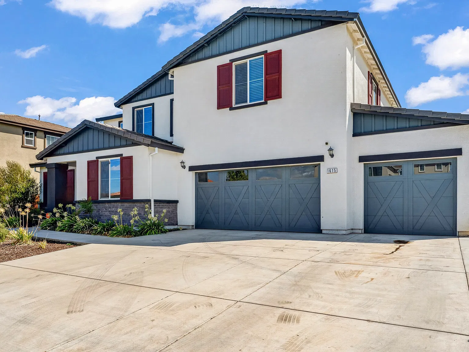 5 bed, 3.5 bath, $4,500 — Photo 2