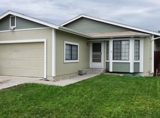 932 Yellow Rose Ct, Sparks, NV 89436