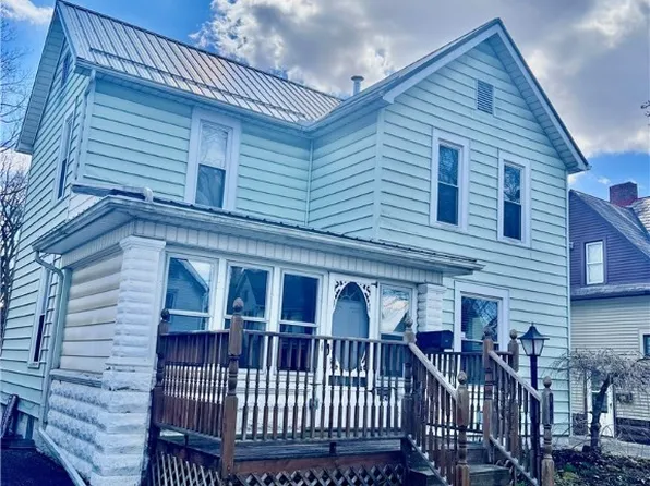 124 W Slingluff Ave, Dover, OH 44622