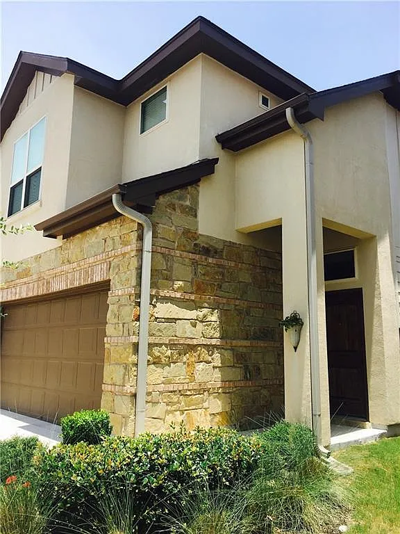 Building Photo - 9829 Milla Cir #74