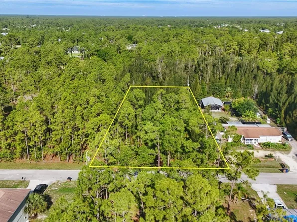 1111 5th Ave, Lehigh Acres, FL 33972